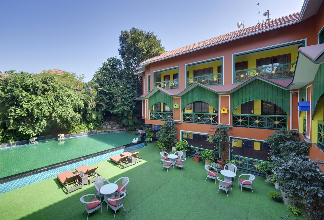 Mayfair Rourkela Esterno foto