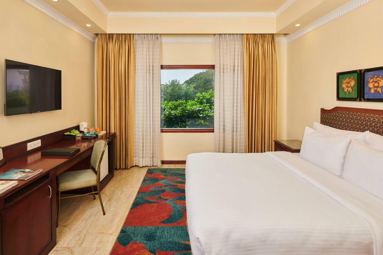 Mayfair Rourkela Esterno foto